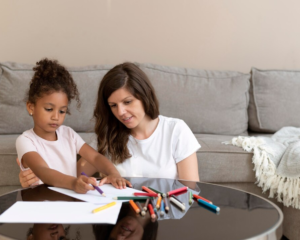 mother-daughter-drawing-together_23-2149038328